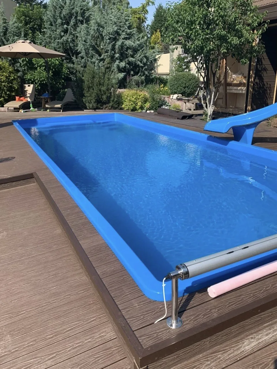 Laguna 9 установлен на участке в Великих Луках