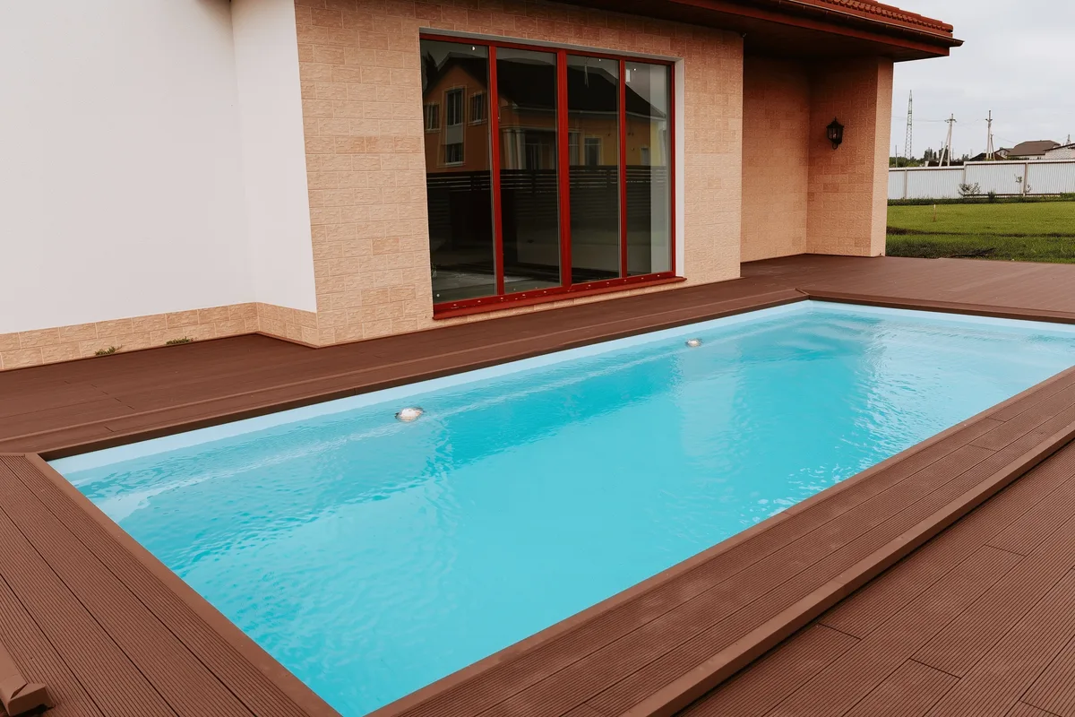 Композитный бассейн Laguna 8 — вид сверху в Великих Луках